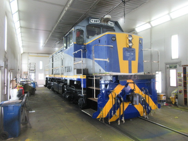 2x Diesel locomotives