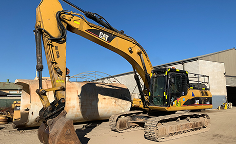 CAT 330D Excavator