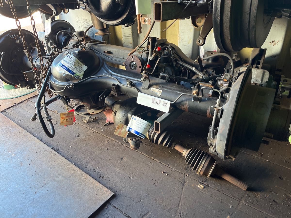 Bottom Rack Containing VDJ Diffs & Isuzu Front IFS