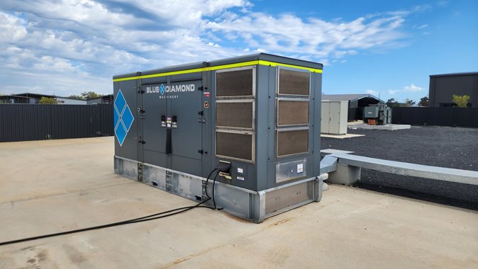 unused camp catering & accommodation equipment