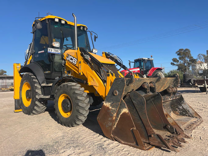 2019 JCB 3CX