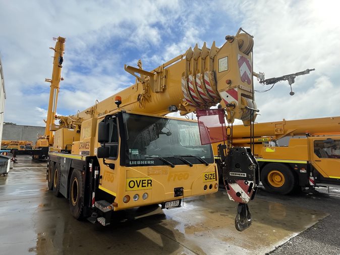 2013 Liebherr LTM 1055-3.2