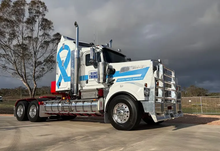 Pickles auctions Kenworth T909 for charity - image 1