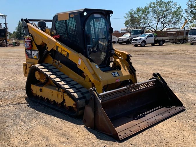 Yellow Caterpillar 299D2XHP Posi Track Loader via auction.