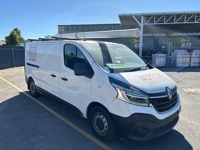 View 2021 Renault Trafic available via auction.