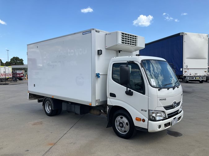 View a white late model Hino 616 up for sale at our upcoming auction.