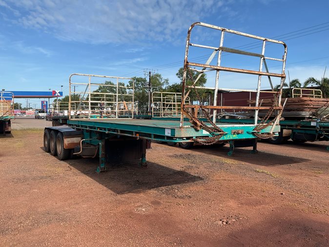 View 2014 Haulmark 3ST37 Triaxle via auction.