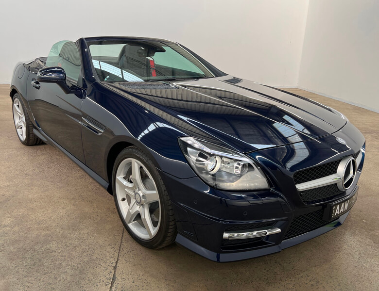 View dark blue 2013 Mercedes-Benz SLK Class sold car at our previous auction.