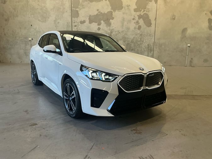 2025 BMW iX2
