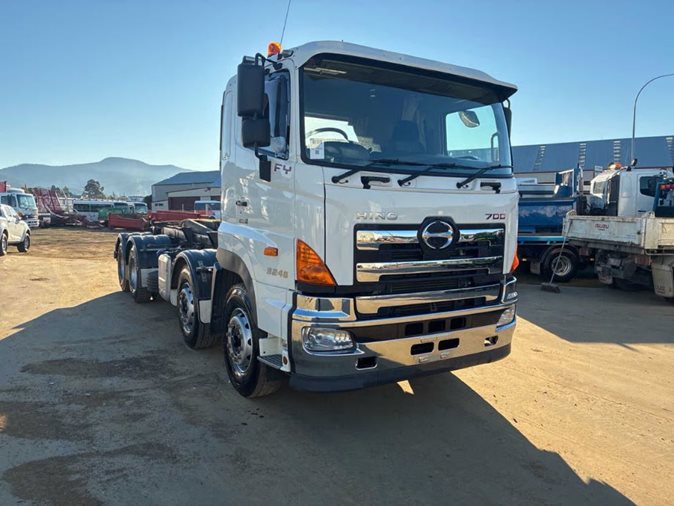 2020 Hino 700 FY1E 3248