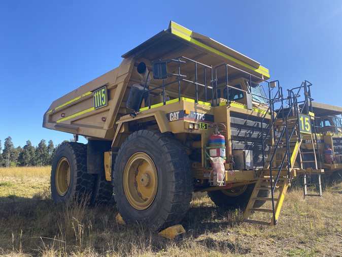 1995 Caterpillar 777C