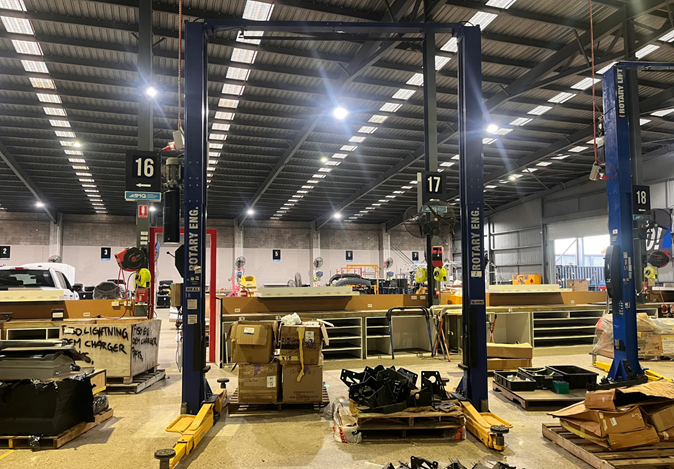 Post Vehicle Hoist Rotary