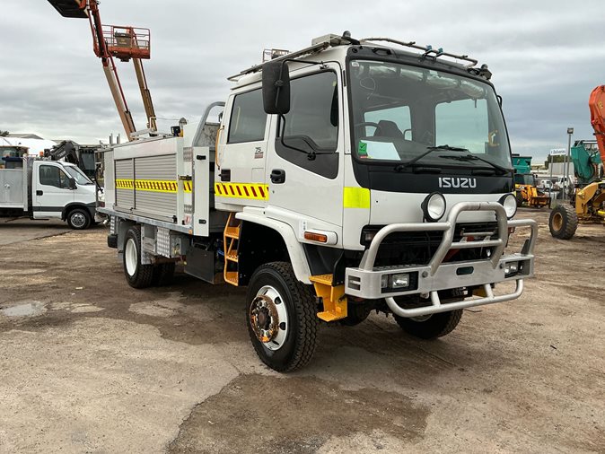 2006 Isuzu FTS 750
