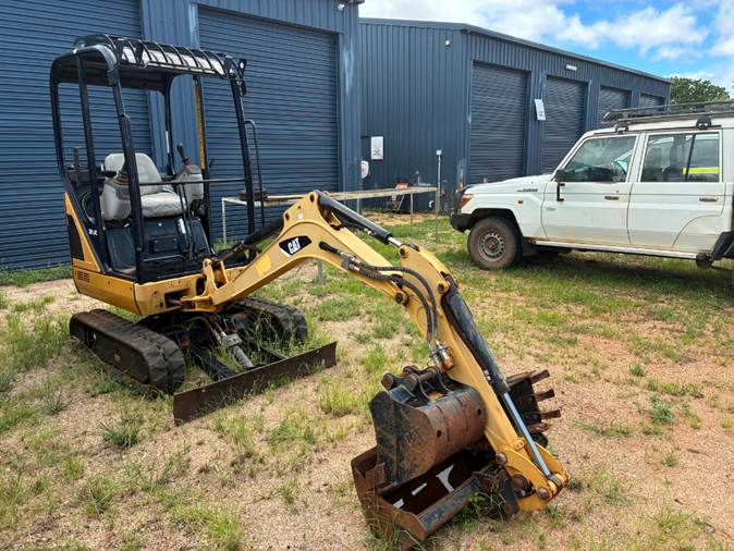 2015 Caterpillar 301.4C