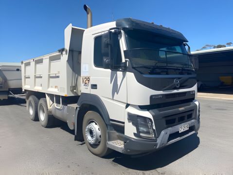 2017 Volvo FMX Series