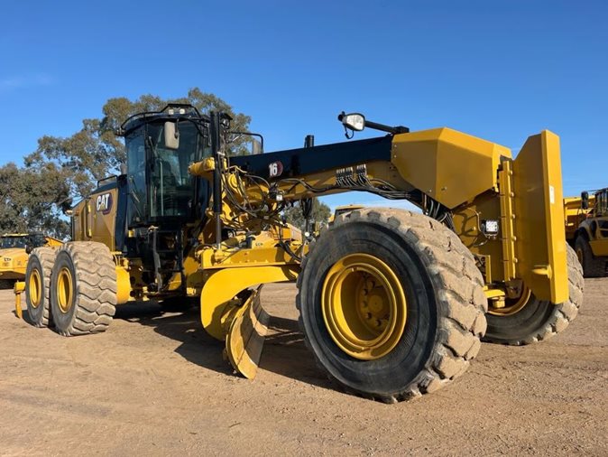 2012 Caterpillar 16M