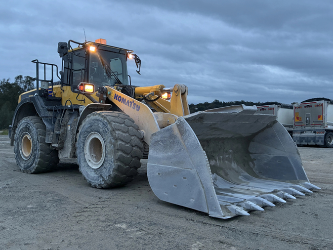 2023 Komatsu WA480-8