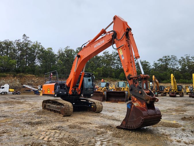 2018 Hitachi ZX360LC-5B
