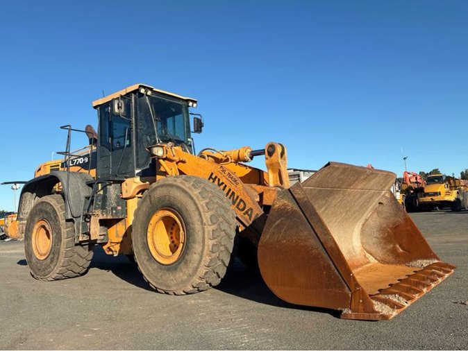 2019 Hyundai HL770-9