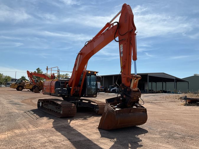 View Hitachi ZX260LC-5B available via auction.