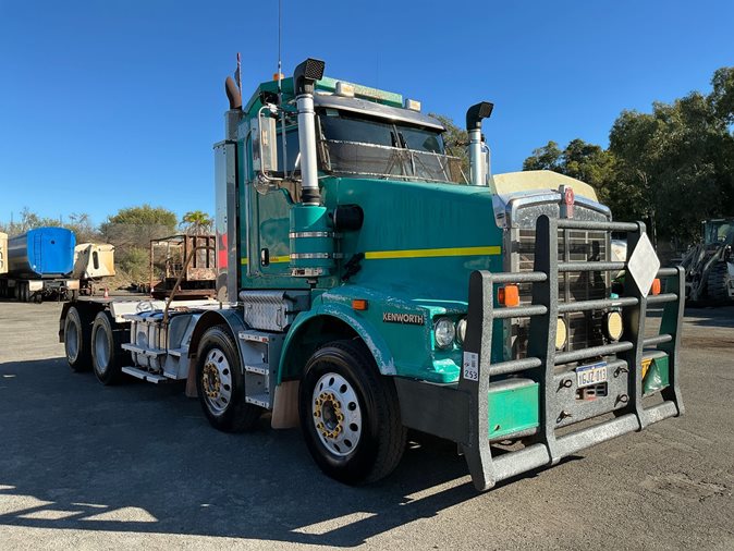 2017 Kenworth T659