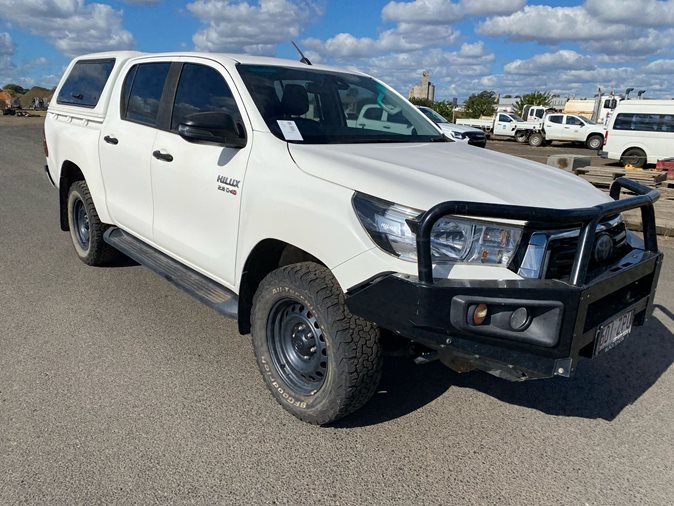 View 2019 Toyota Hilux available via auction.