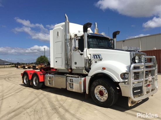 2017 Mack Superliner CLXT