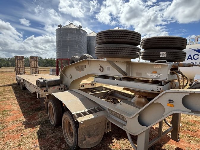 2002 Drake Quad Axle Low Loader O.D