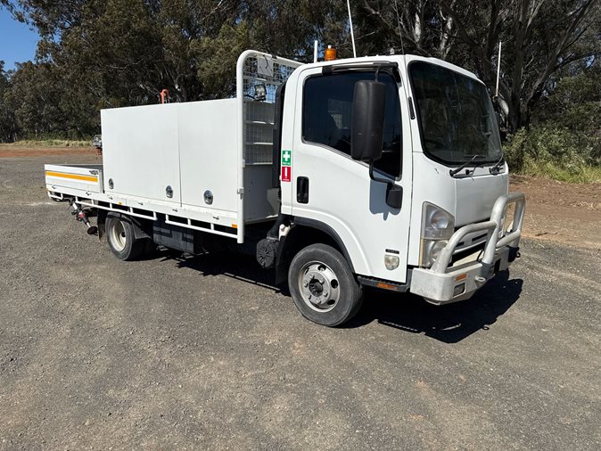 2011 Isuzu NPR