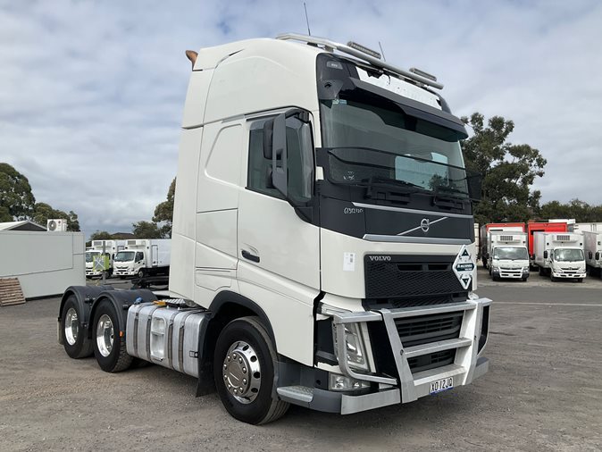 View a white 2019 Volvo FH Globetrotter available via auction.