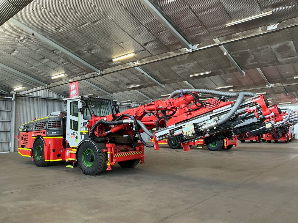 2023 Sandvik DD422i-600