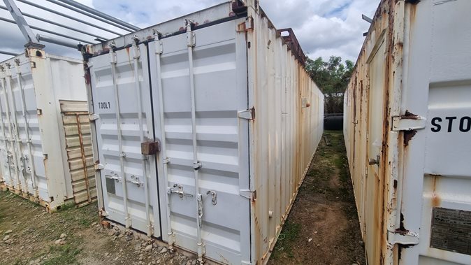 40ft Shipping Container With Tools & Equipment Included