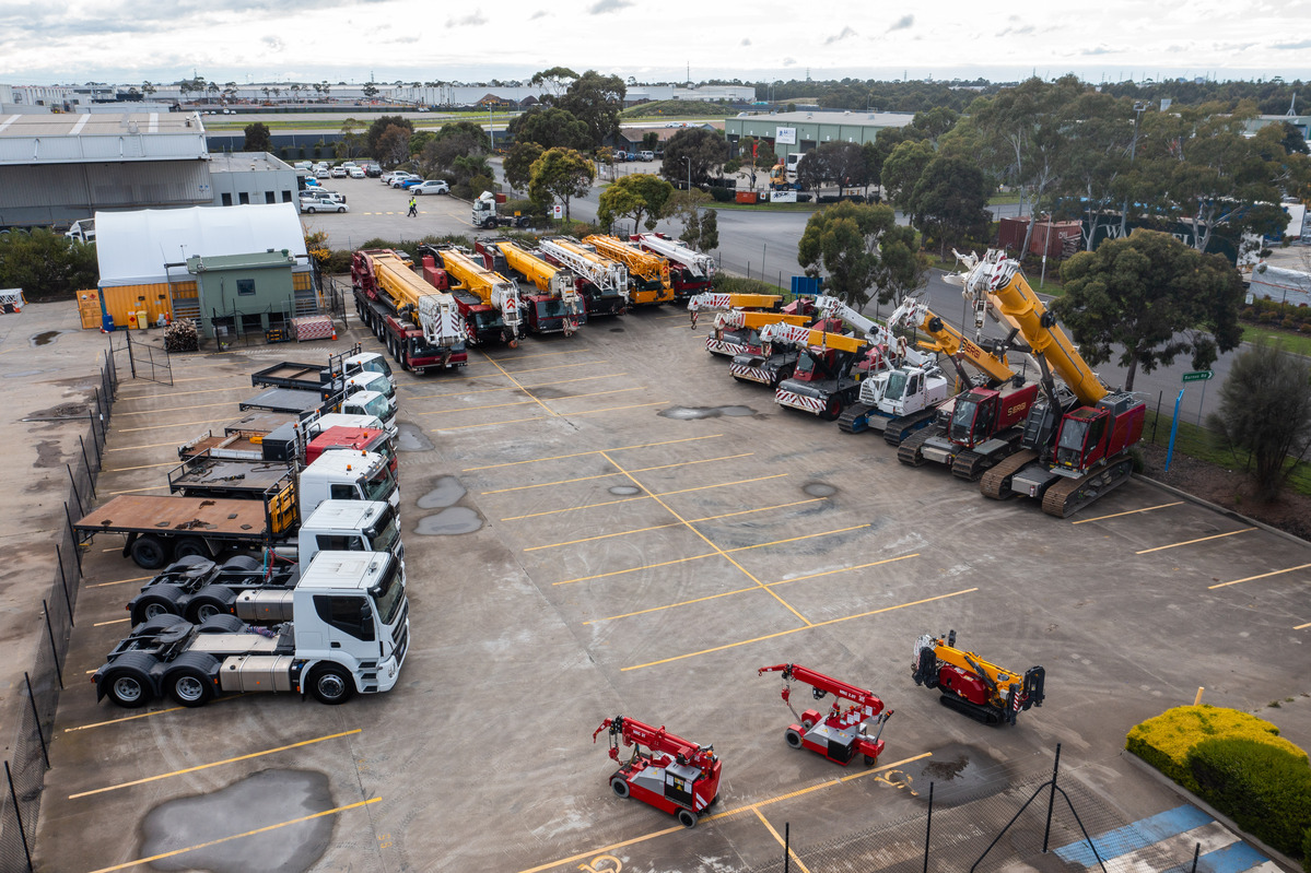 LIVE Auction: Sergi Cranes Retirement Sale