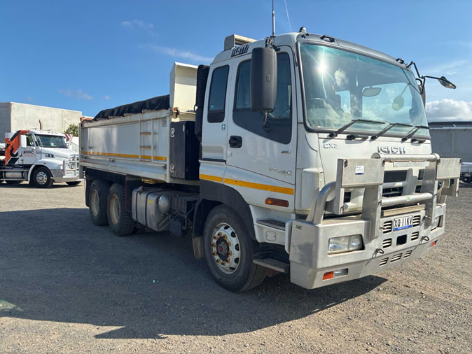 2020 Isuzu CXZ 240 460 AMT