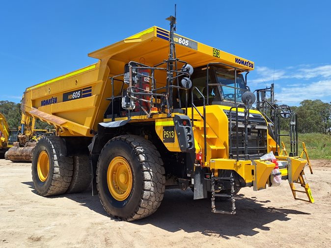 2020 Komatsu HD605-8