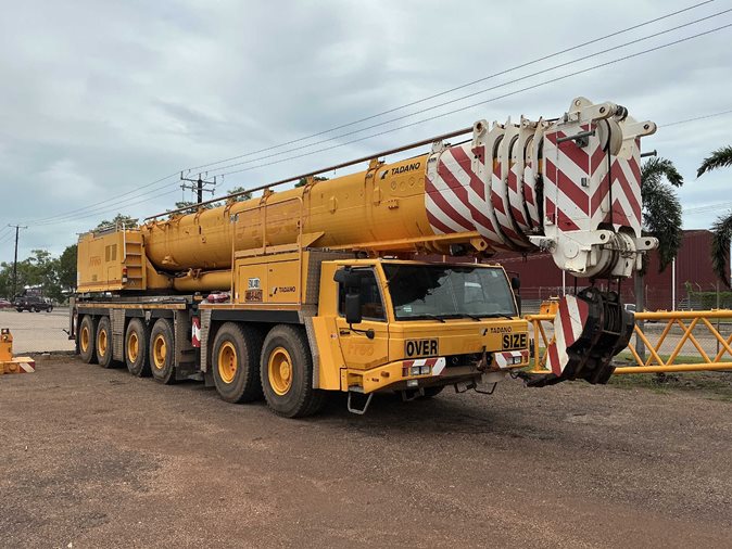 2012 Tadano ATF-220G-5