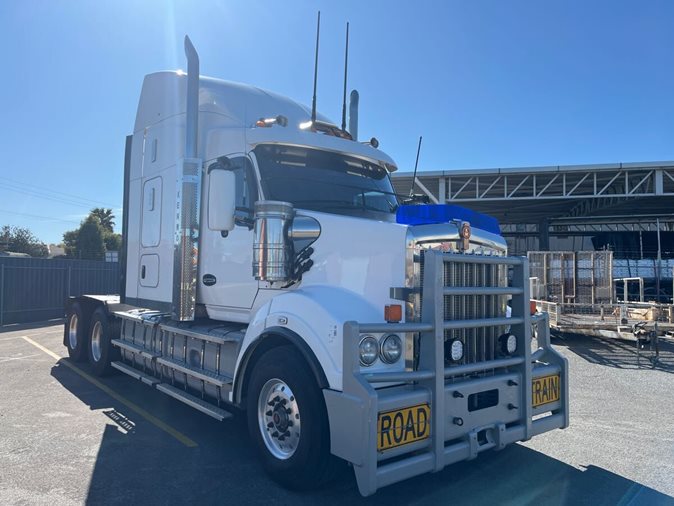 2021 Kenworth T610SAR