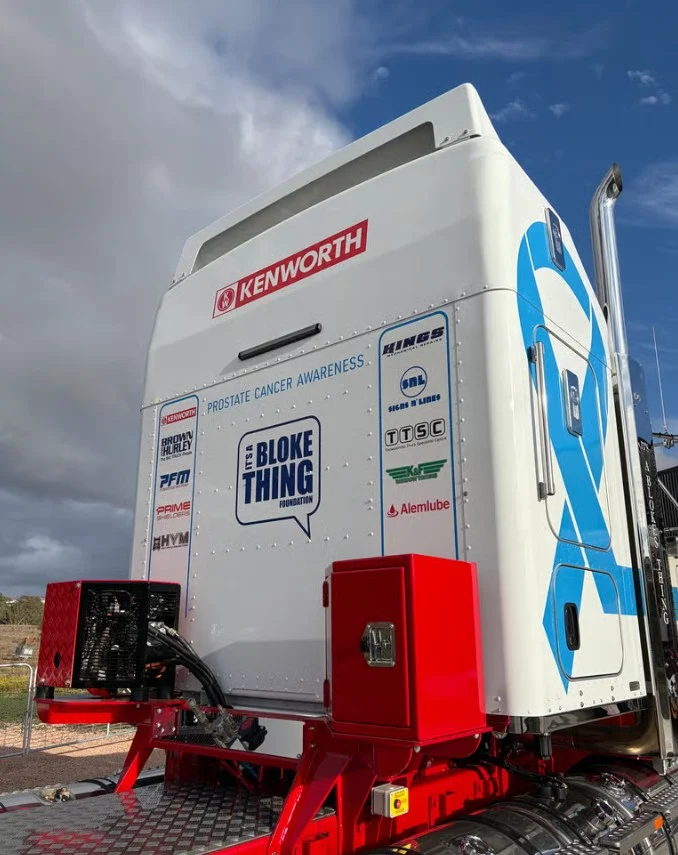 Pickles auctions Kenworth T909 for charity - image 2