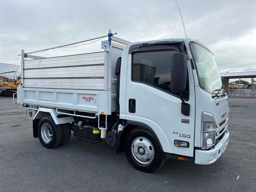 2024 Isuzu NMR 60-150