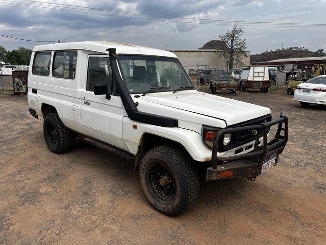 2005 Toyota Landcruiser