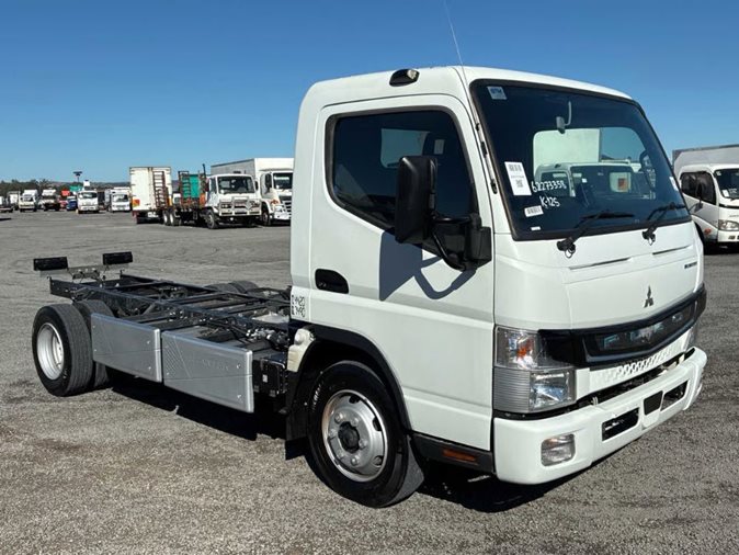 2023 Mitsubishi Fuso eCanter