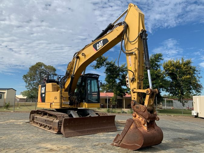 2017 Caterpillar 335F