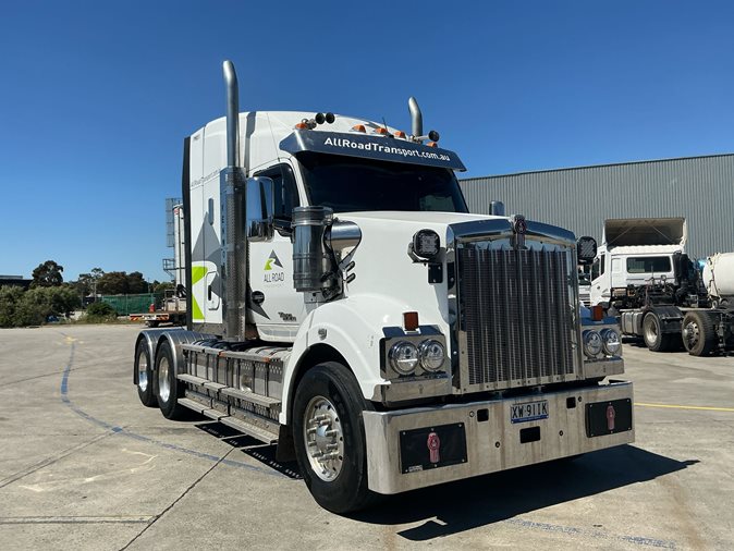 2022 Kenworth T610SAR