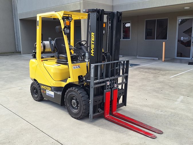 View 2024 Hyster H2.5UT available via auction.