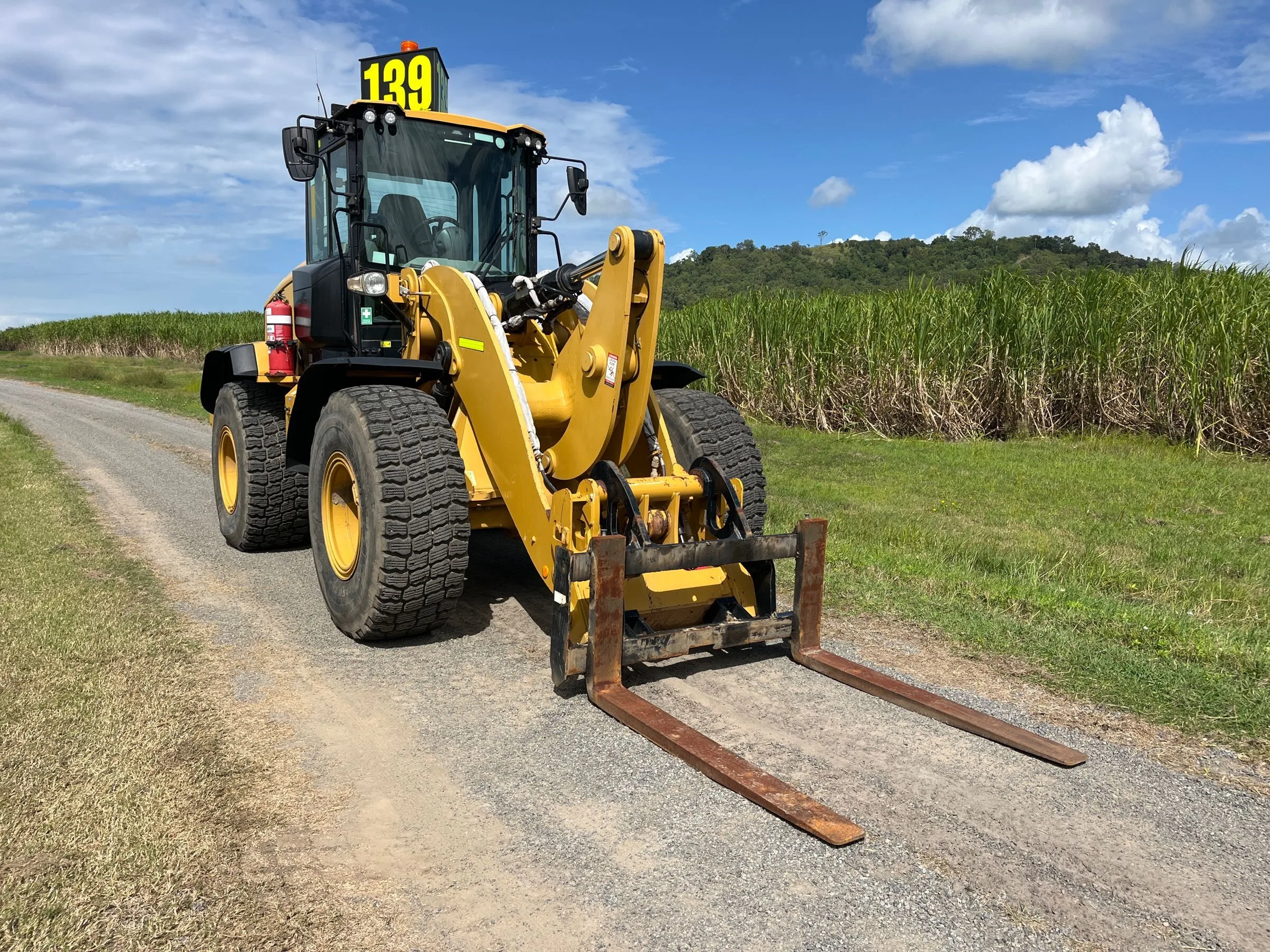 2018 Caterpillar 938M