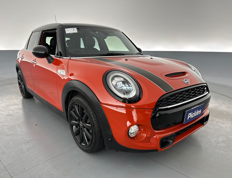 View orange 2018 Mini Cooper F55 S sold car at our previous auction.