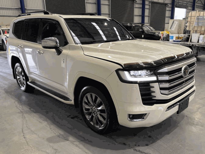 2023 Landcruiser Sahara ZX