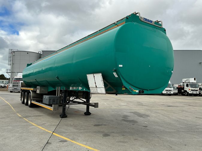 View 2014 Tieman Tri Axle Tanker via auction.