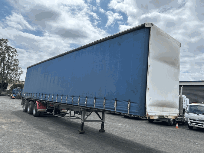 1997 Barker Heavy Duty Tri Axle