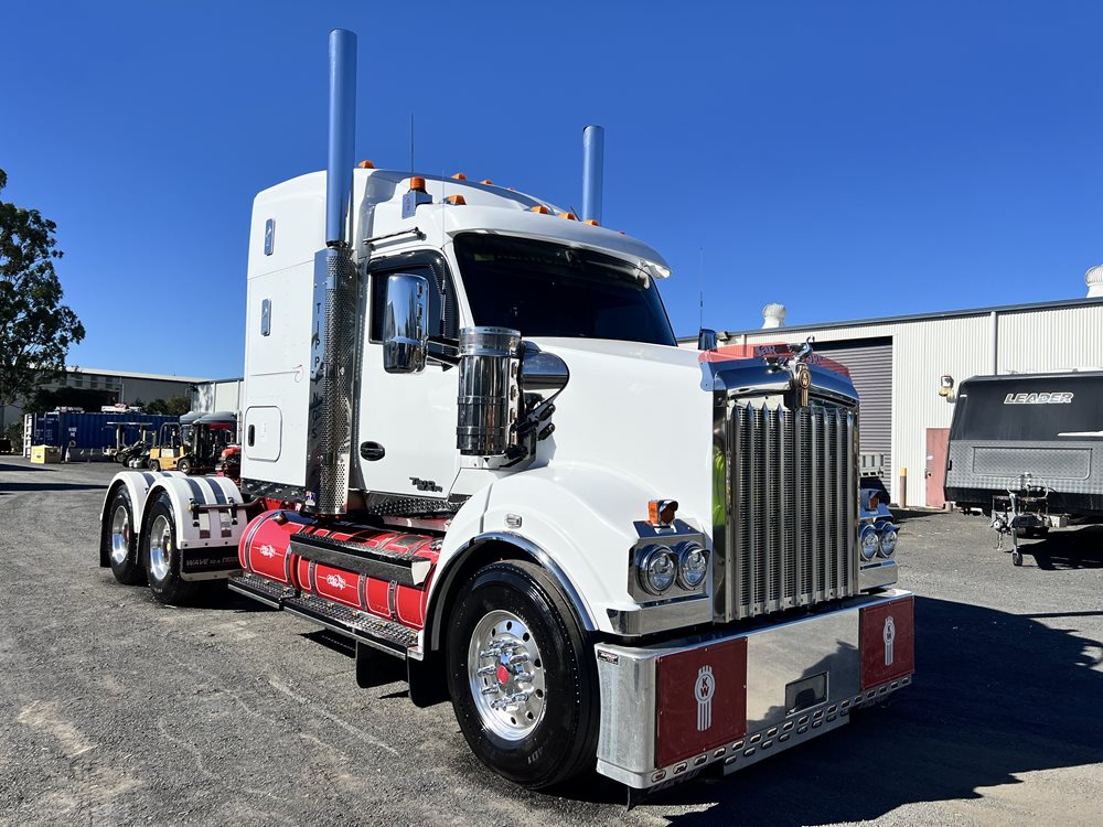 View 2021 Kenworth T610SAR available via auction.